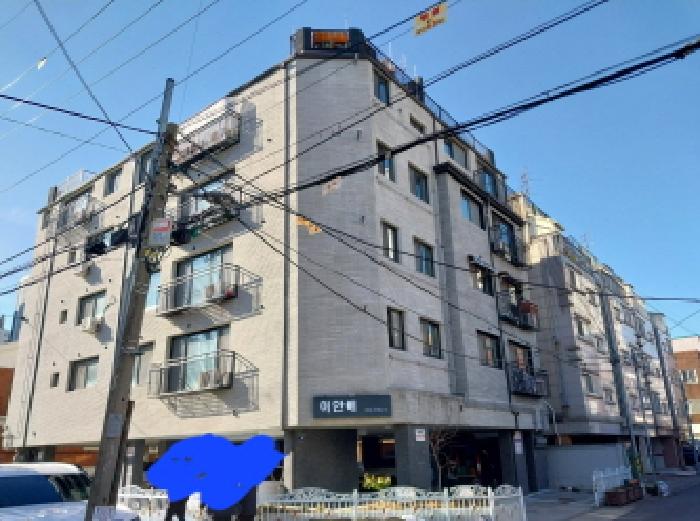 건물 전경