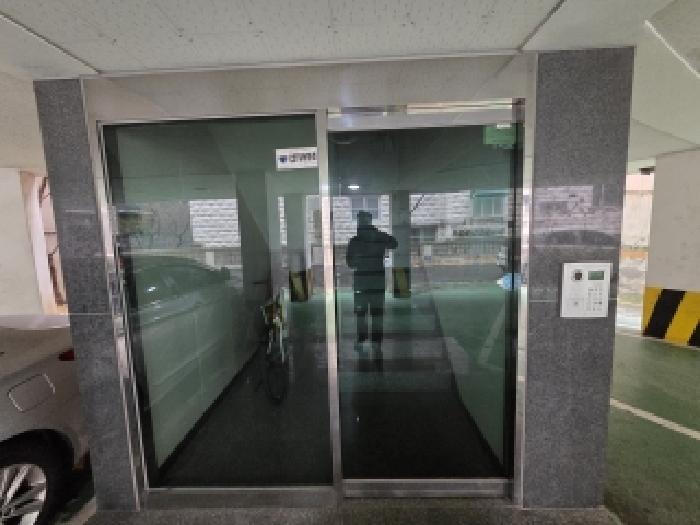 공동출입구