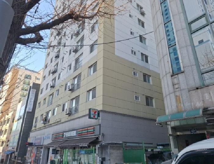 건물 전경