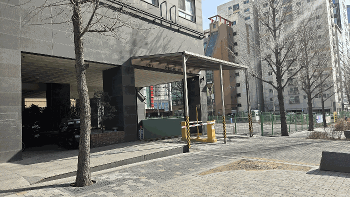 차량출입구