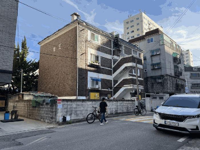 본건 북동측 전경