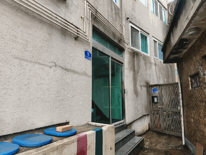 1층 공동출입구