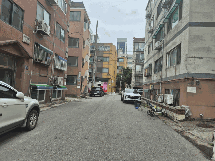 서측 접면도로