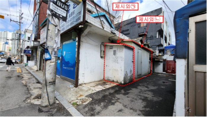 본건 및 제시외건물 전경