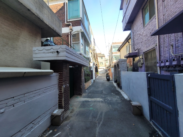 인접도로 및 인근 전경