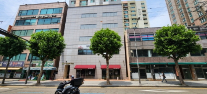 목록부동산 하단부 전경