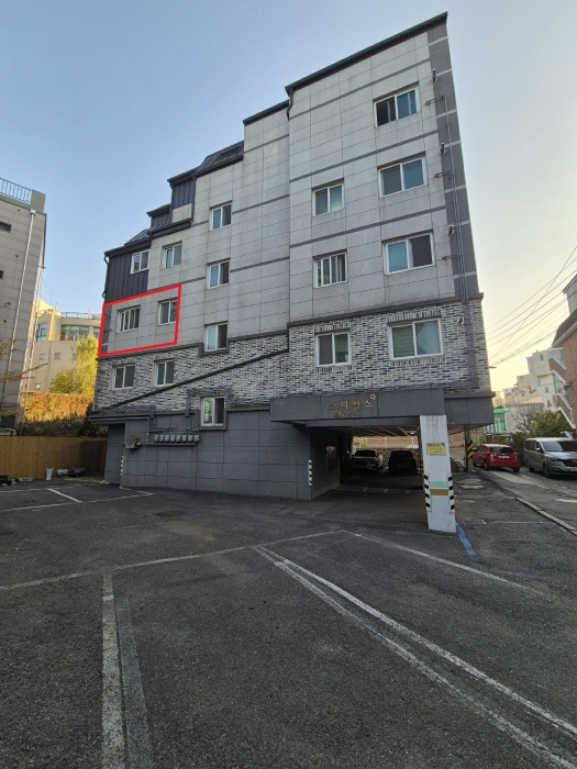 북서측에서 본 전경