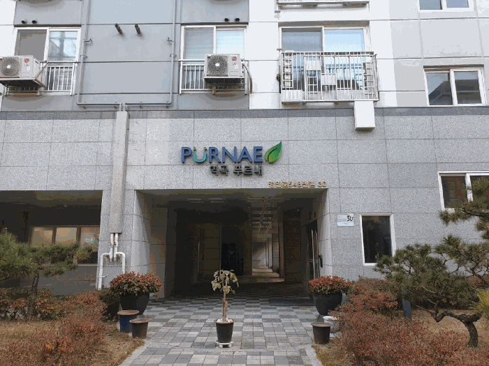 전면출입구