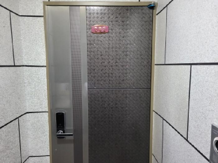 목록 3. 현관문