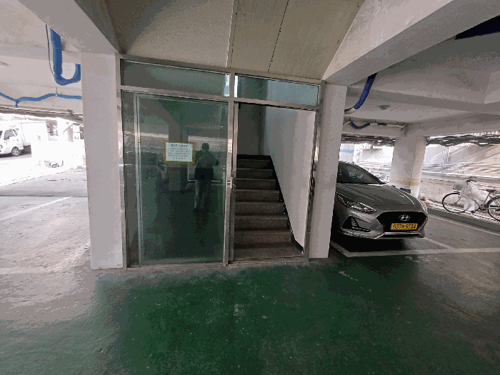 기호(1) 외부 출입구