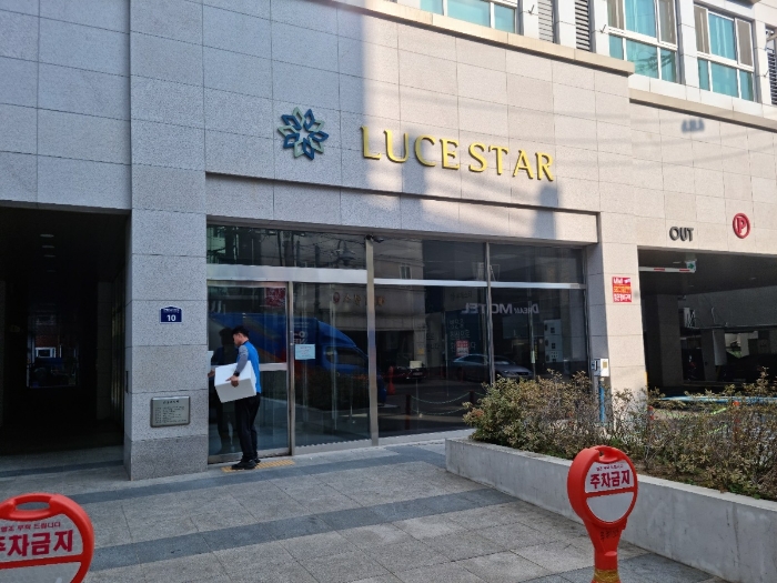 본건 루체스타 1층 출입구