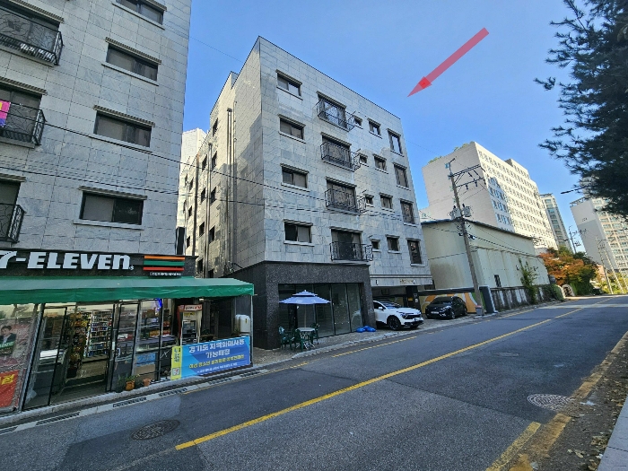 본건 103동 전경 (본건 남서측 인근에서 촬영)