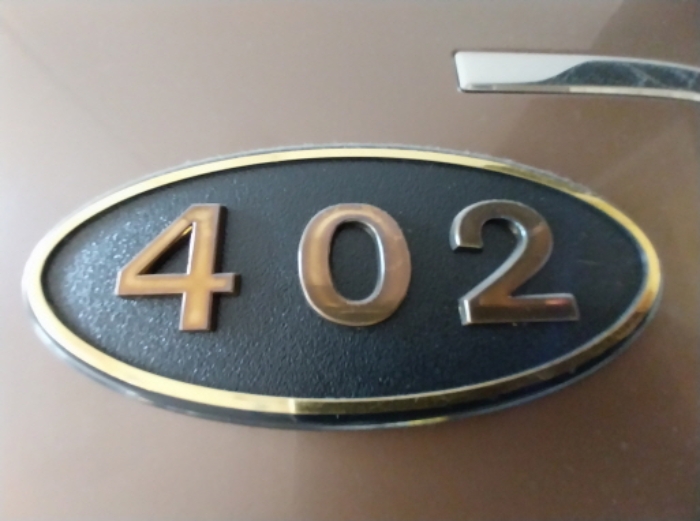 402호 호실 표시