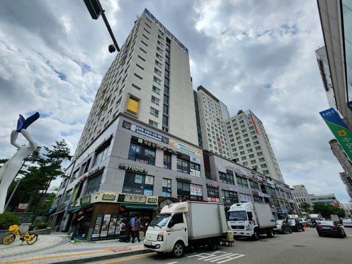 본건 건물 전경