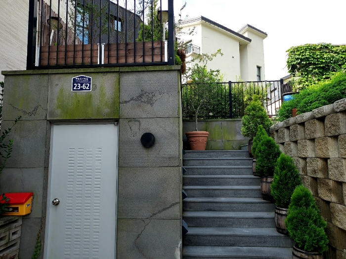 기호(19)토지 및 지상의 제시외건물