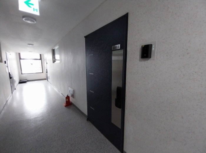 1003호 입구