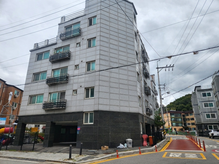 본건 건물 전경
