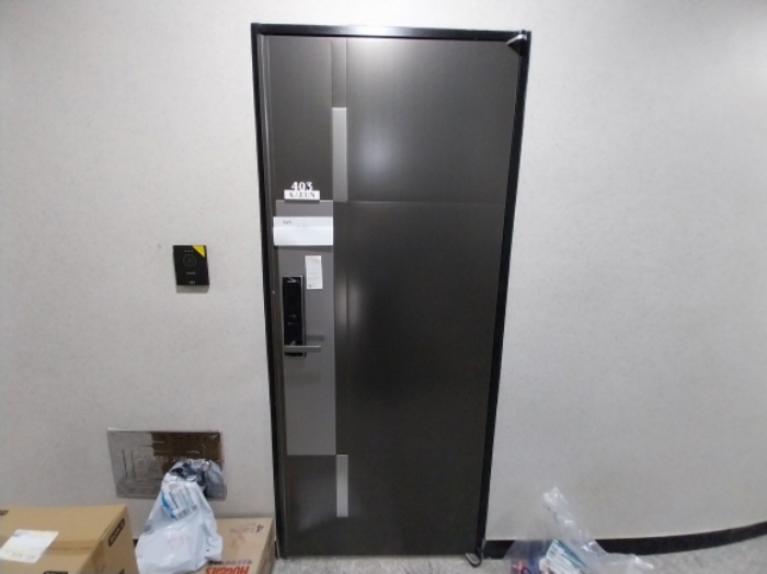 403호 입구