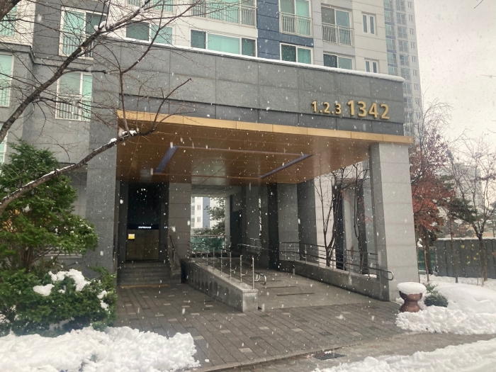 공동현관 전경