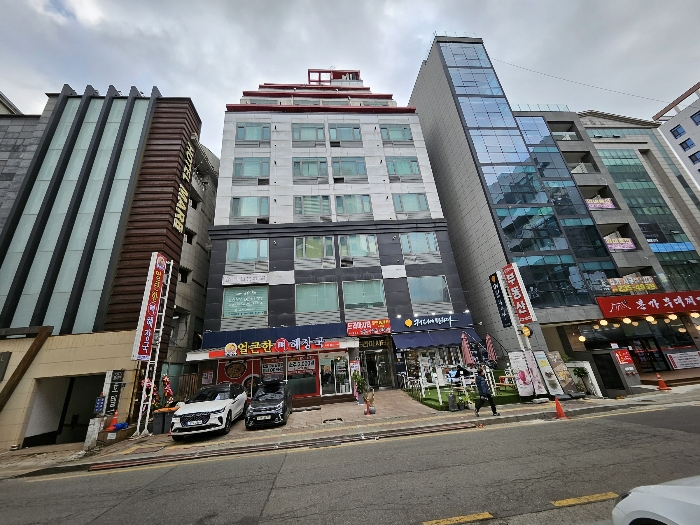 오피스텔건물 북측전경