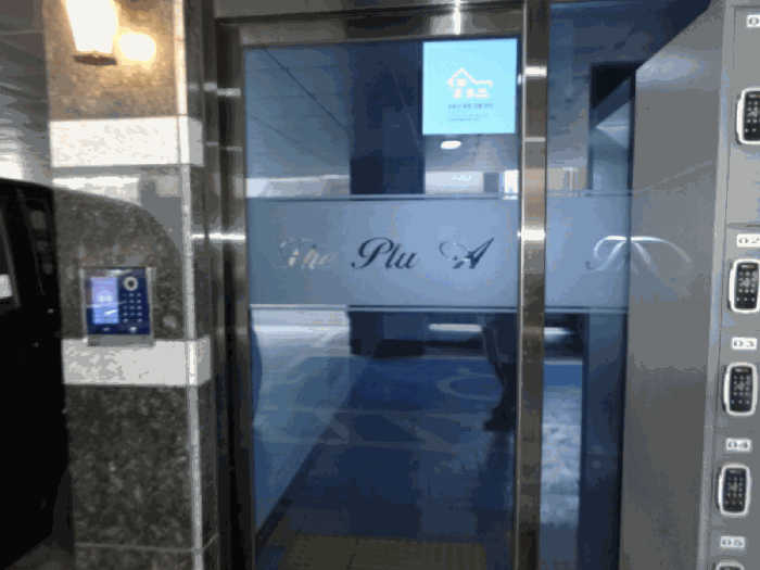 1층 출입구