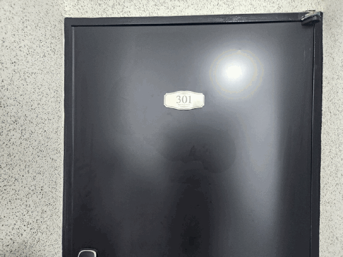 기호5 3층 301호 현관문 호수 표시