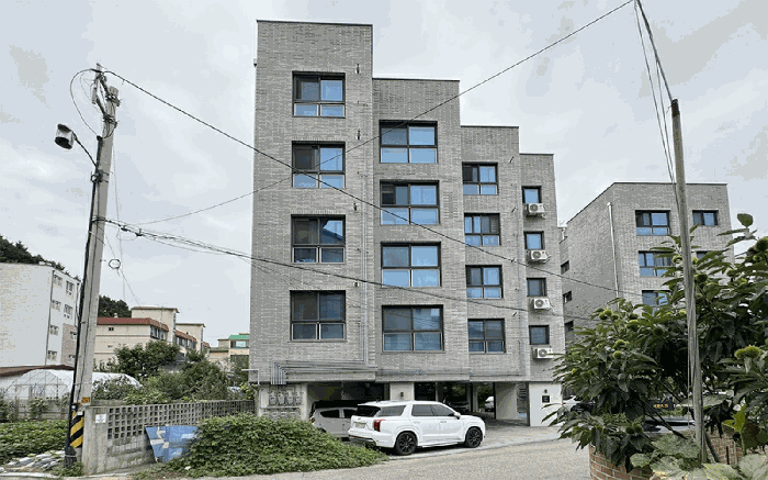 2. 본건 전경