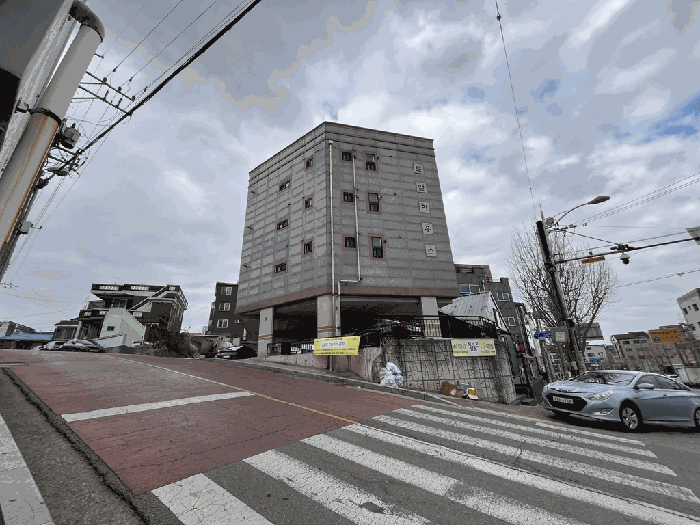 본건 전경 3 (남서측방면)