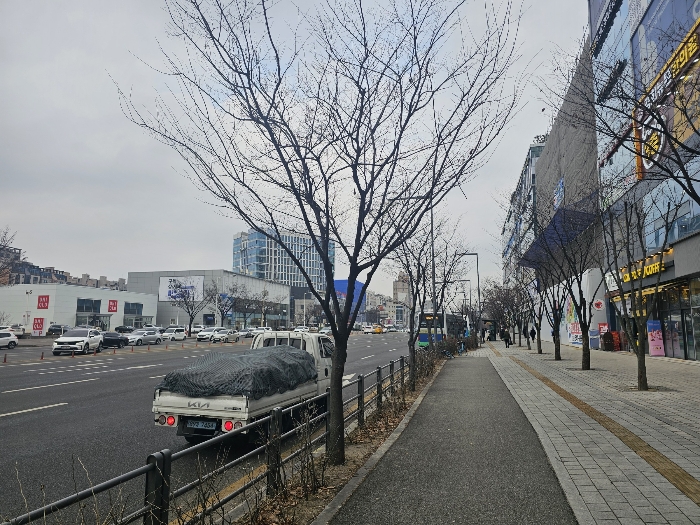 주 위 환 경