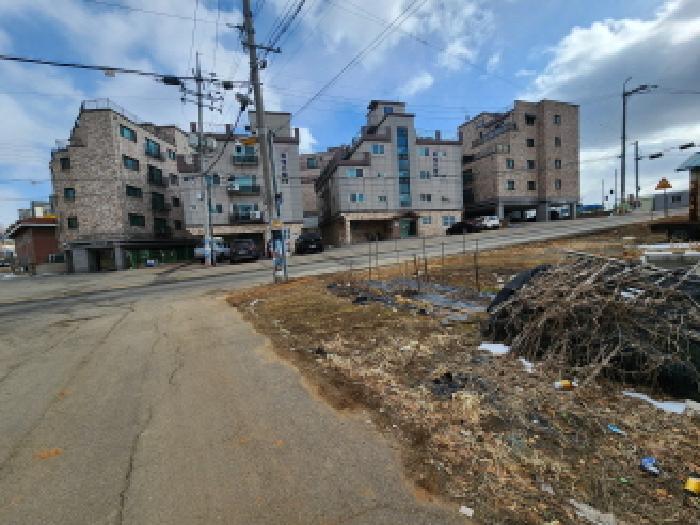 건물4동 외부 전경(왼쪽부터 A,B,C,D동으로 표기되어 있으나 맨 오른쪽이 매화