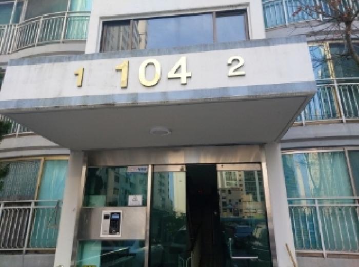 104동 공동 출입구