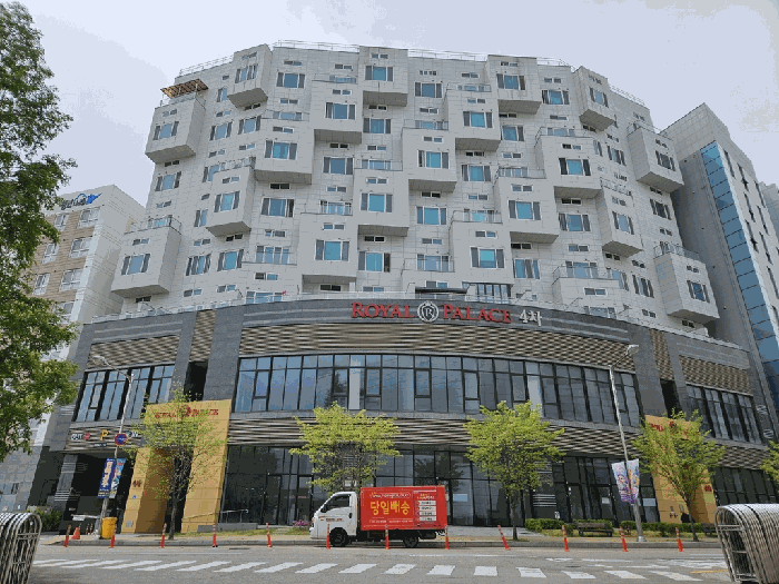 본건 건물 전경