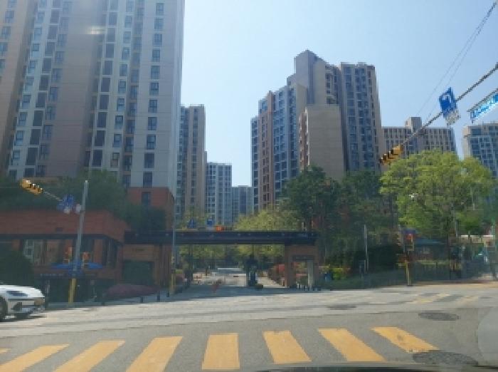 건물 전체 전경