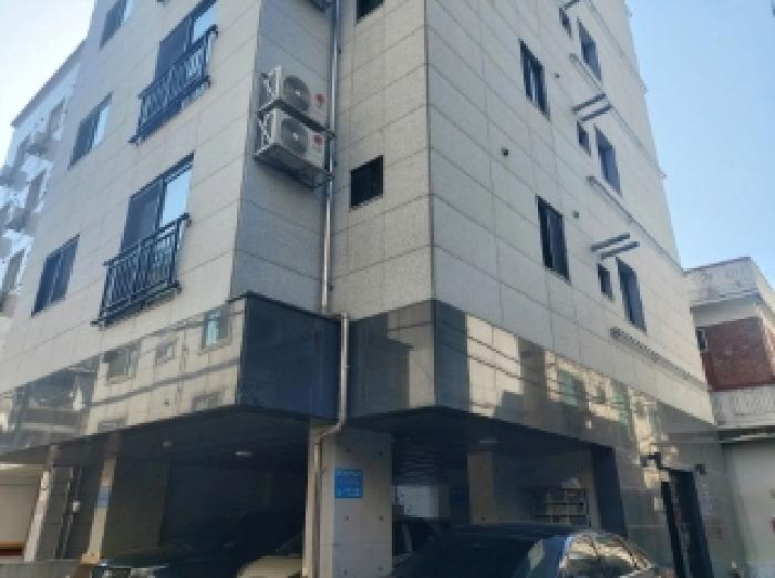 건물 전체 전경