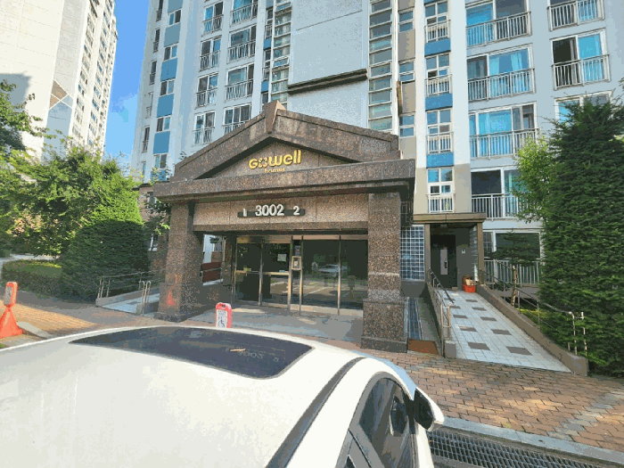 1층 공동 현관