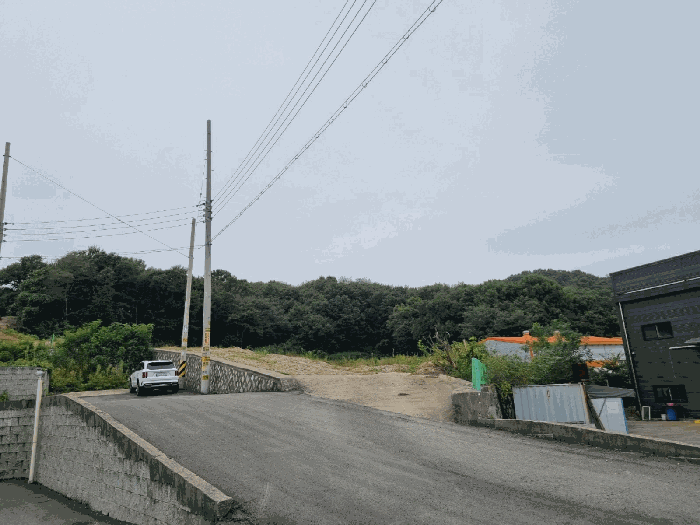 본건 북동측에서 촬영