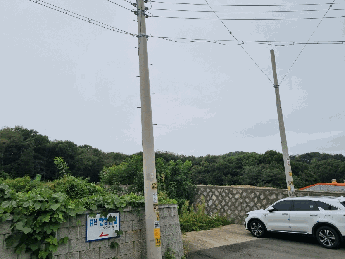 본건 남동측에서 촬영