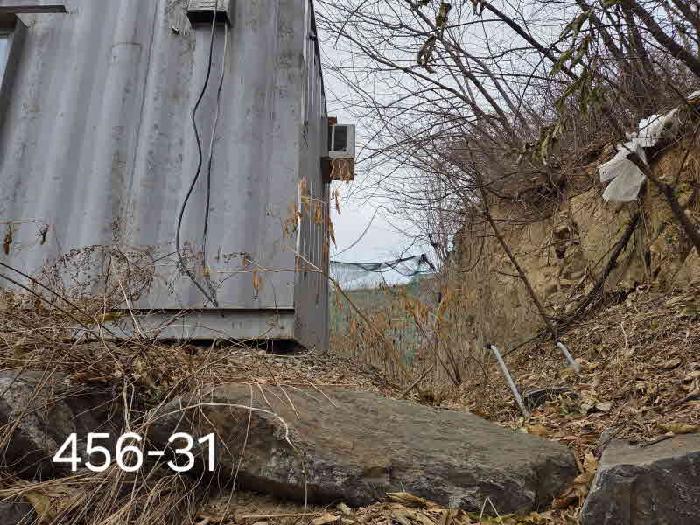 목록12.임야(컨테이너 일부 걸쳐 있는 부분 포함하여 컨테이너 우측 토지 부분)