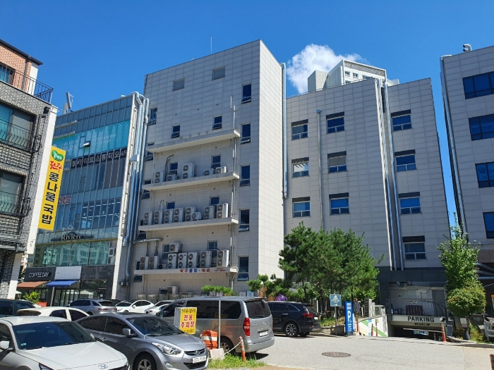 본건 건물 전경4