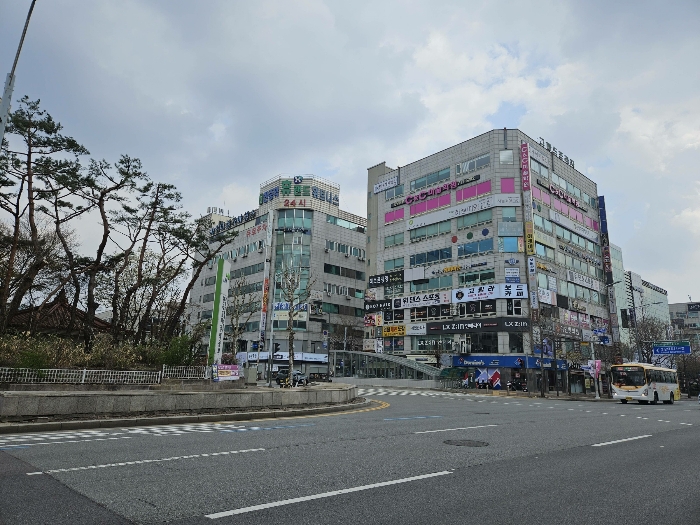 본건과 주변의 모습