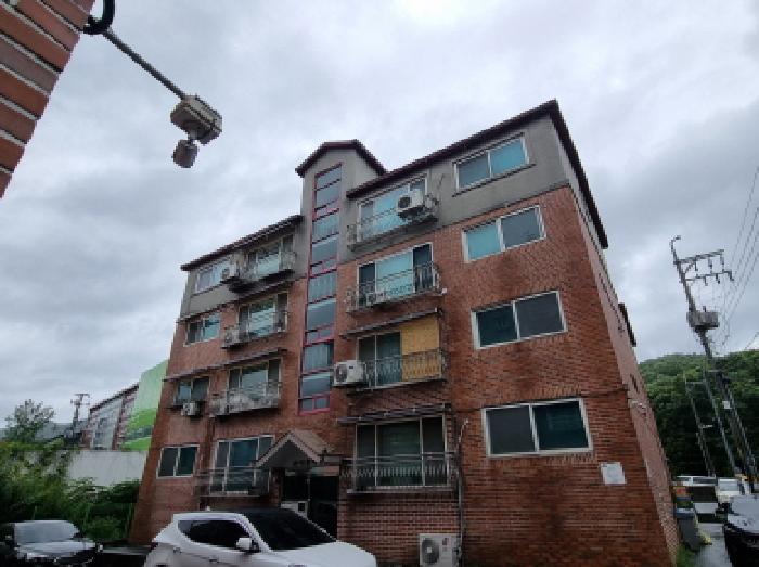 현대밸리타운 105동 외부 전경