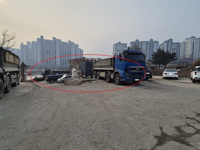 기호(1) 북측에서 촬영