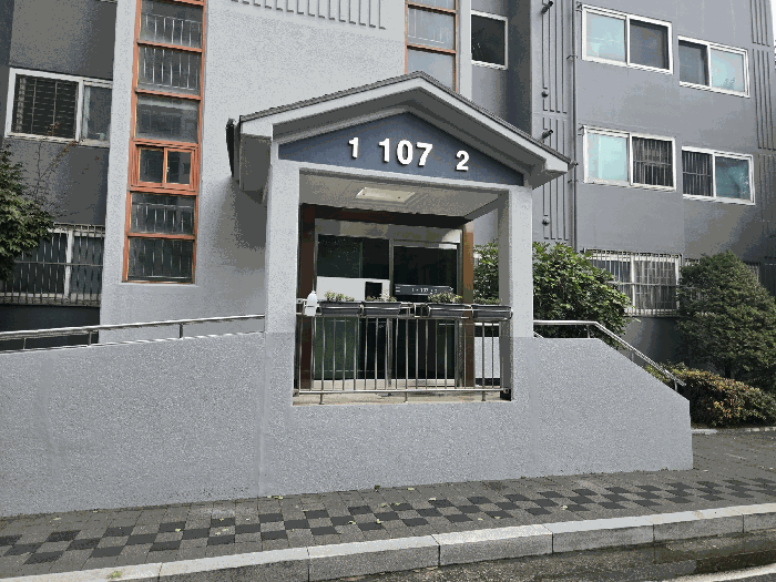 한솔리치빌아파트1단지 제107동 1층 출입구