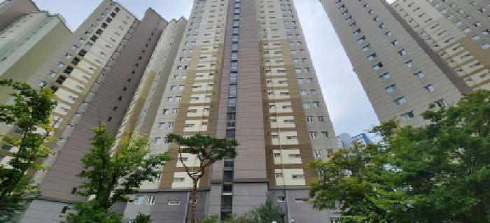 건물 전경