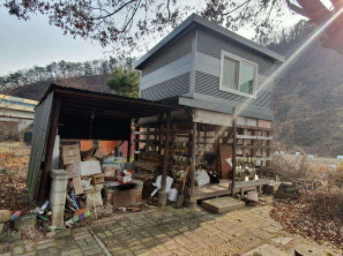 제시 외 농막(후면)
