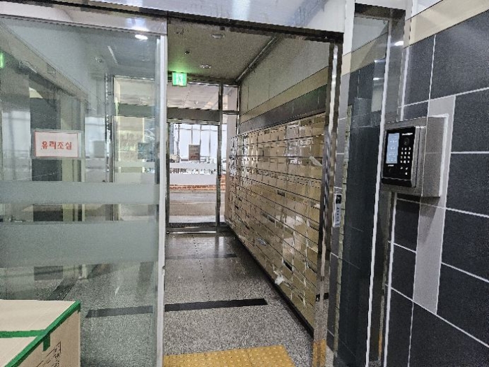 제시 목록 전경(공동현관)