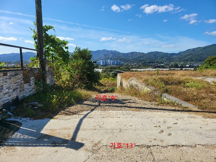 본 건 기호"9,13" 전경(북동측에서 촬영)