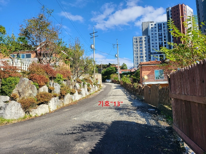 본 건 기호"13" 전경(남서측에서 촬영)