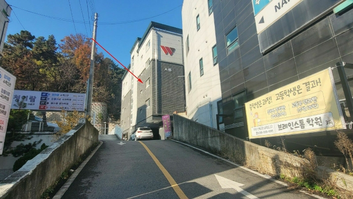본건전경(남측에서 촬영)