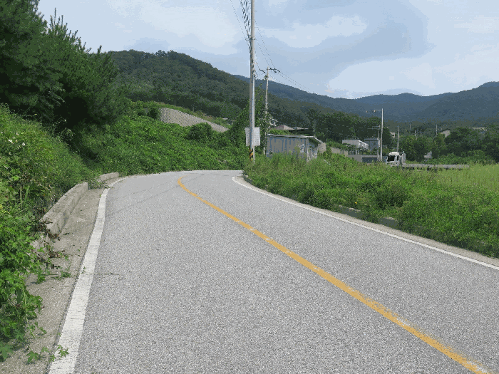 본건 북서측 접면도로 전경(본건북서측 인근에서 촬영)